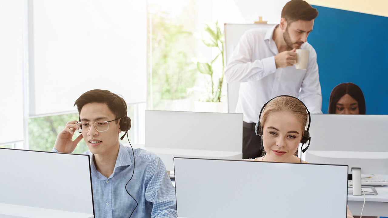 呼叫中心提升服务质量措施，制定标准并实时监管