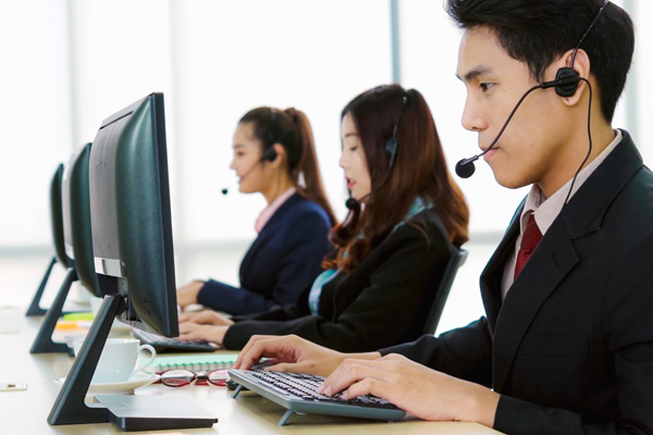 企业使用网页接入在线客服DB旗舰，满足大众客户千人千面需求