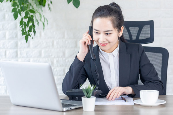 构成呼叫中心的管理模式三要素：流量监控、IVR配置、权限分配