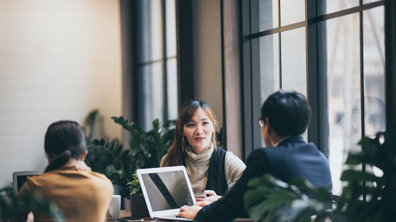 客服中心提升服务方案，从培训和考核两方面实施